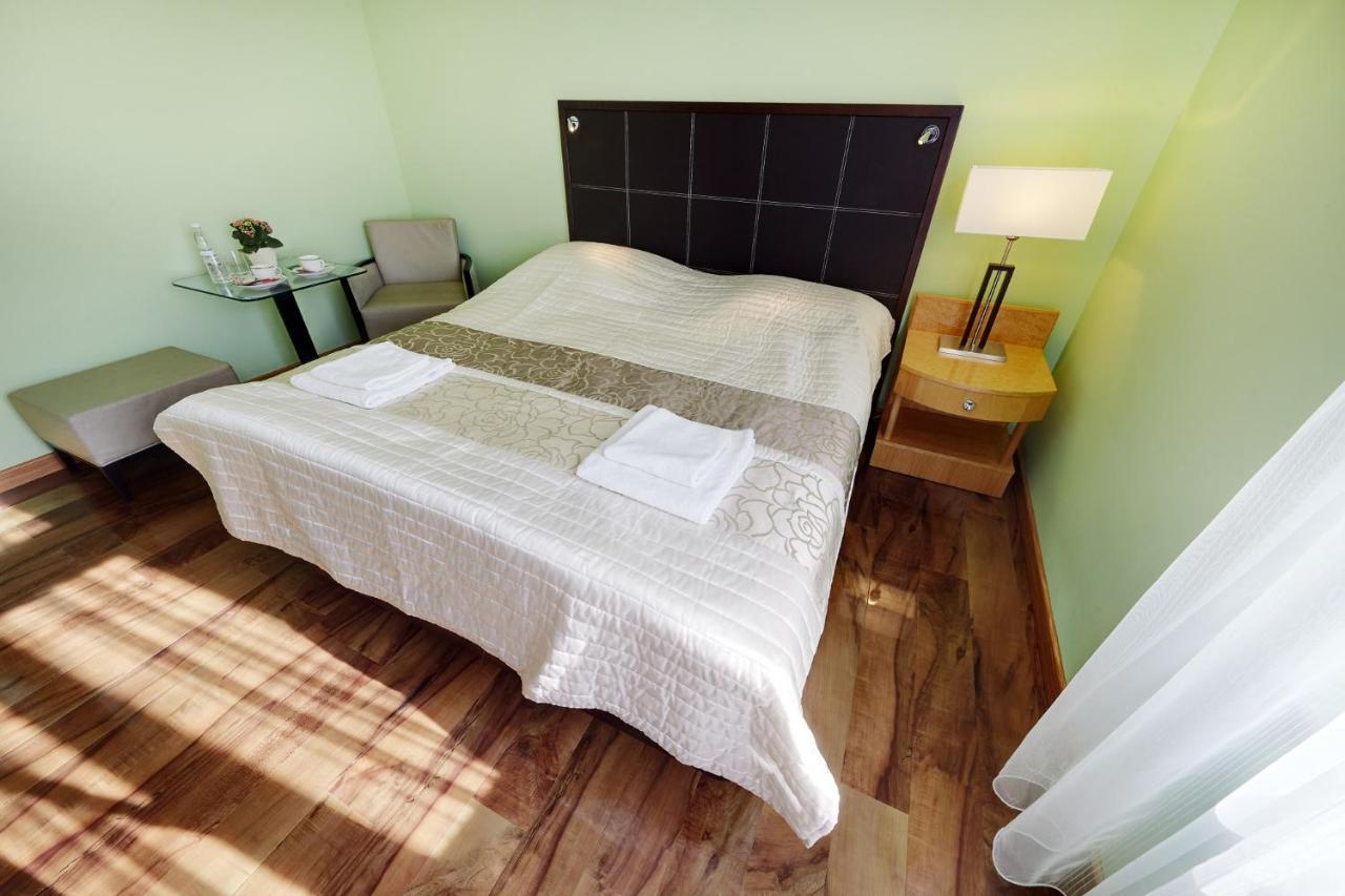 Aparthotel Katowice Leilighet *