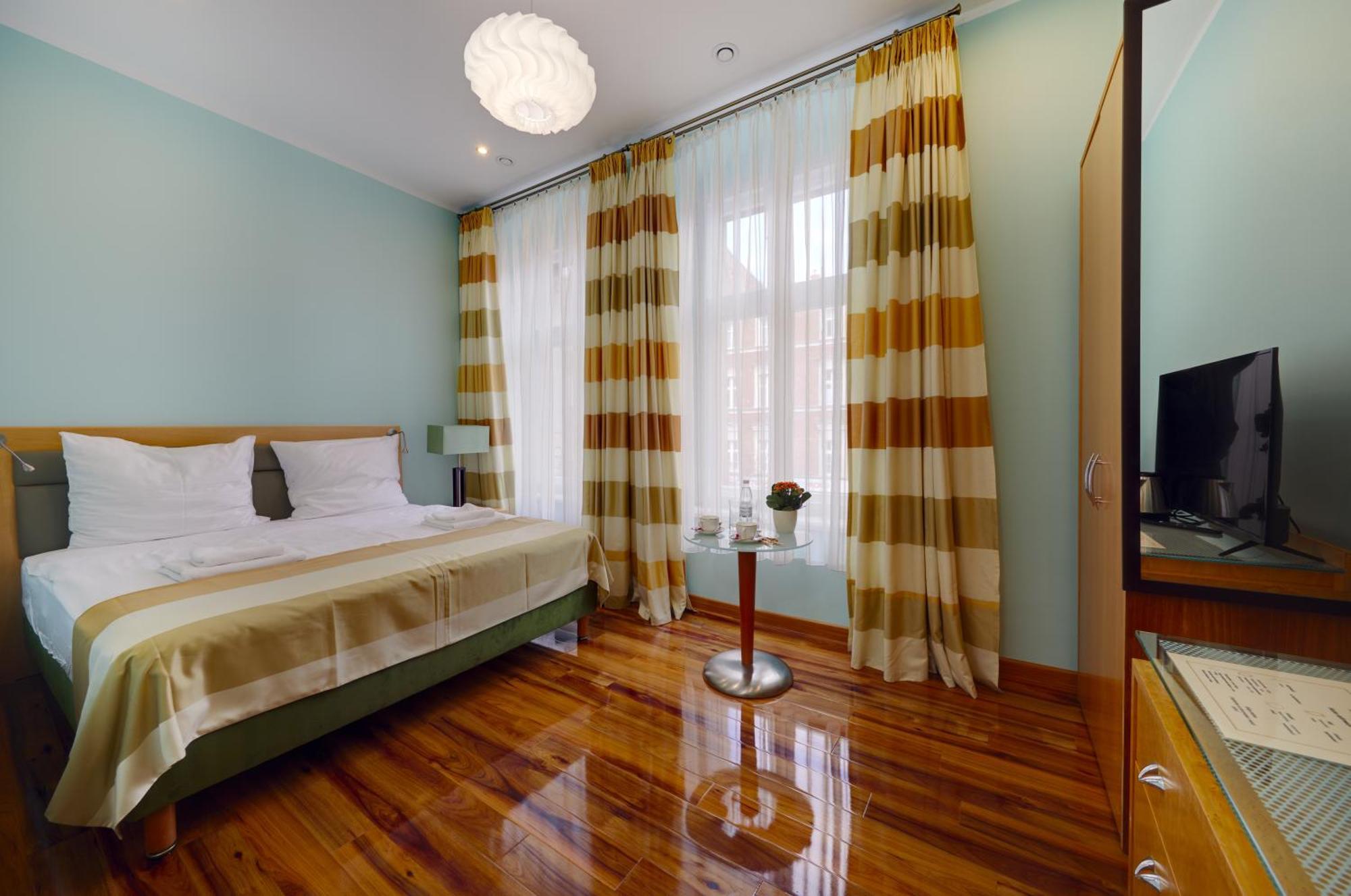 Aparthotel Katowice Apartment *